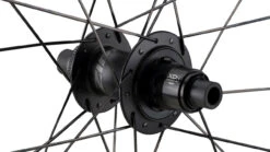 ZIPP 303 Firecrest® Carbon Tubeless Disc Center Lock Laufradsatz -Fahrradzubehör Geschäft 340769